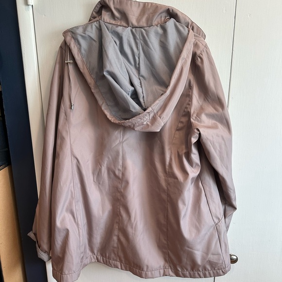 White Stag Women's Utility Jacket - Tan and Gray - Picture 6 of 6